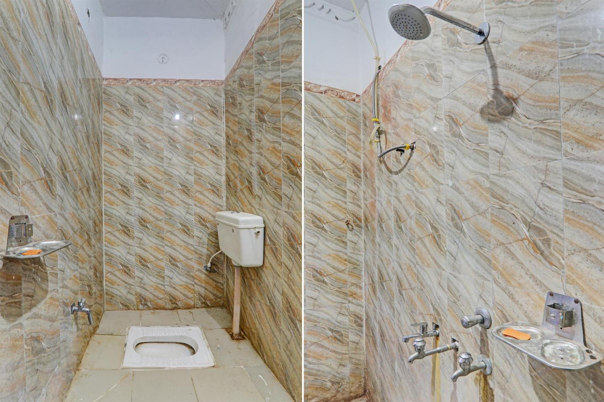 Hotel O Home Om Marriage Hall Ayodhya 外观 照片